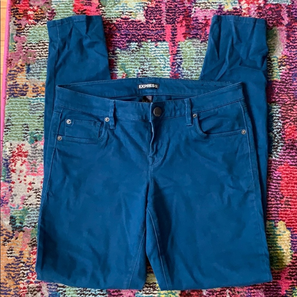 Blue legging jeans